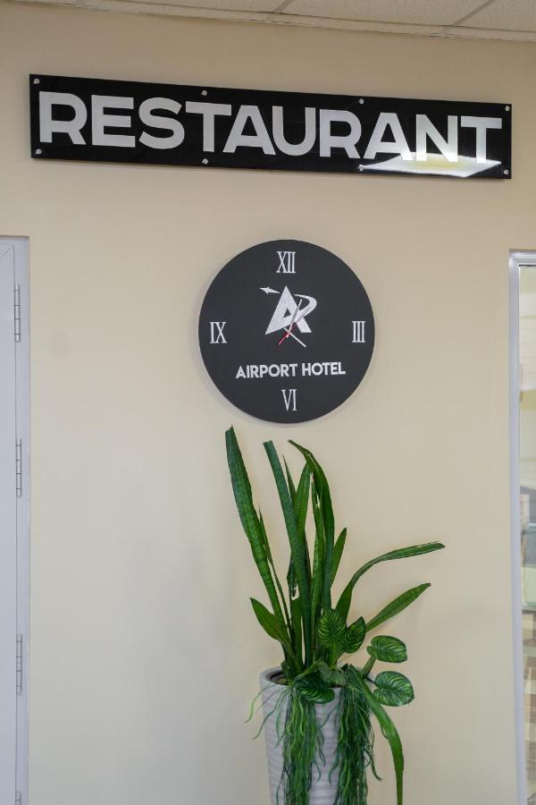 Aktau Airport Hotel Exterior foto